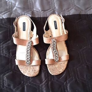 NUTURE TAN SHOE SIZE: 91/2 M